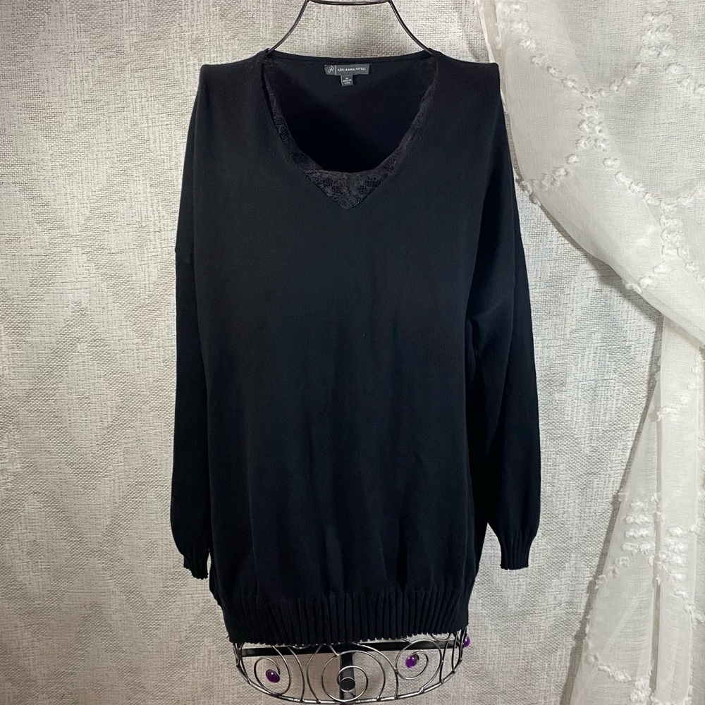 Adrianna Papell v neck with lace detail black sweater size M